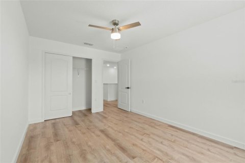 House in Winter Haven, Florida 4 bedrooms, 244.8 sq.m. № 1511292 - photo 29