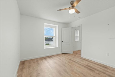 House in Winter Haven, Florida 4 bedrooms, 244.8 sq.m. № 1511292 - photo 22