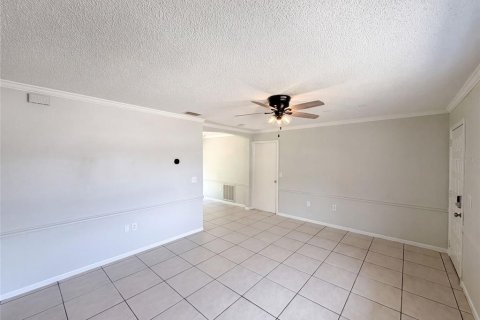 Villa ou maison à vendre à New Port Richey, Floride: 2 chambres, 84.73 m2 № 2206522 - photo 12