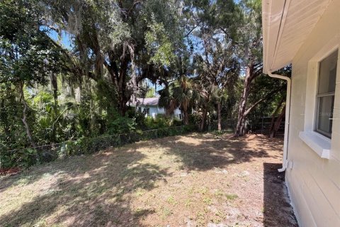 Villa ou maison à vendre à New Port Richey, Floride: 2 chambres, 84.73 m2 № 2206522 - photo 17