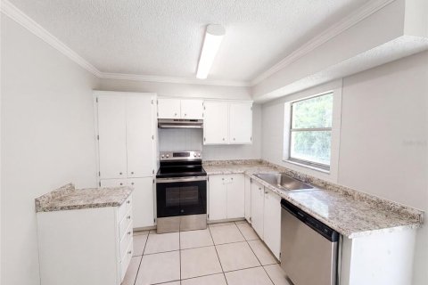 Villa ou maison à vendre à New Port Richey, Floride: 2 chambres, 84.73 m2 № 2206522 - photo 2