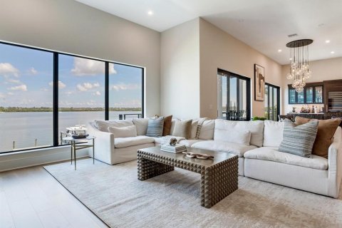 Villa ou maison à vendre à Madeira Beach, Floride: 5 chambres, 437.66 m2 № 2406302 - photo 23