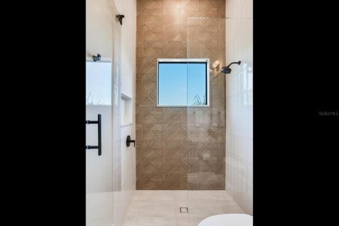 Villa ou maison à vendre à Madeira Beach, Floride: 5 chambres, 437.66 m2 № 2406302 - photo 30