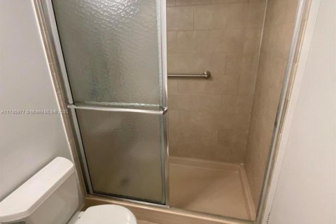 Купить кондоминиум в Бока-Ратон, Флорида 1 спальня, 65.22м2, № 1957860 - фото 10