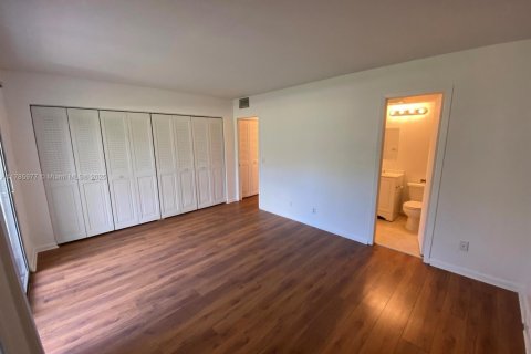 Купить кондоминиум в Бока-Ратон, Флорида 1 спальня, 65.22м2, № 1957860 - фото 5