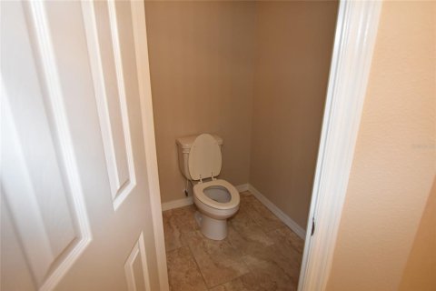 House in Kissimmee, Florida 4 bedrooms, 264.49 sq.m. № 2207049 - photo 18