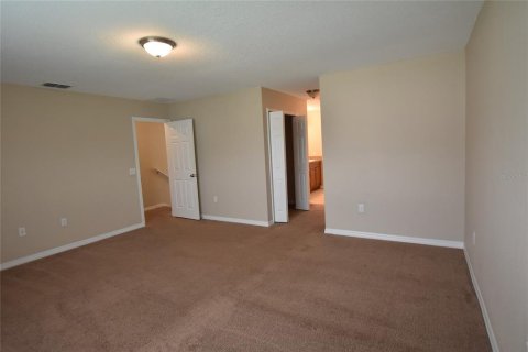 House in Kissimmee, Florida 4 bedrooms, 264.49 sq.m. № 2207049 - photo 21