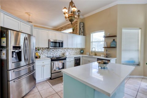 Villa ou maison à vendre à Homestead, Floride: 4 chambres, 220.64 m2 № 2033779 - photo 7