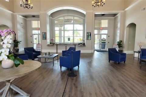 Villa ou maison à louer à Cutler Bay, Floride: 2 chambres, 105.82 m2 № 1946736 - photo 19