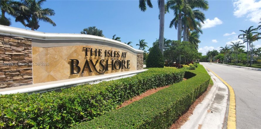 Villa ou maison à Cutler Bay, Floride 2 chambres, 105.82 m2 № 1946736