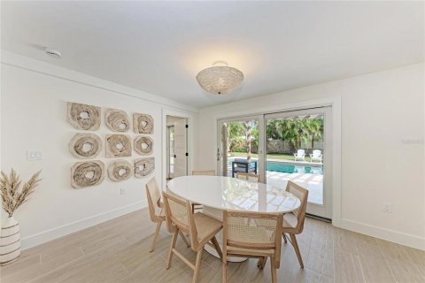 Villa ou maison à louer à Sarasota, Floride: 4 chambres, 217.95 m2 № 2166033 - photo 18