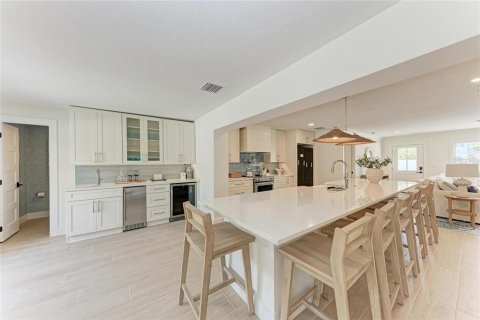 Villa ou maison à louer à Sarasota, Floride: 4 chambres, 217.95 m2 № 2166033 - photo 13