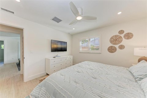 Villa ou maison à louer à Sarasota, Floride: 4 chambres, 217.95 m2 № 2166033 - photo 30