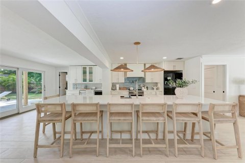 Villa ou maison à louer à Sarasota, Floride: 4 chambres, 217.95 m2 № 2166033 - photo 12