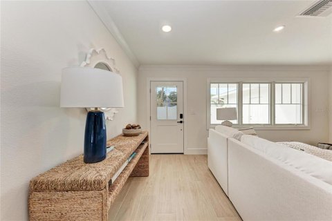 Villa ou maison à louer à Sarasota, Floride: 4 chambres, 217.95 m2 № 2166033 - photo 7