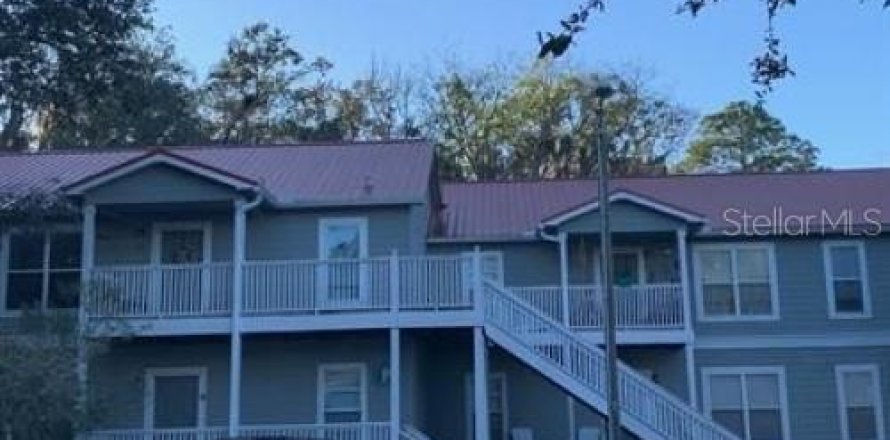 Condominio en Gainesville, Florida, 2 dormitorios № 2113493