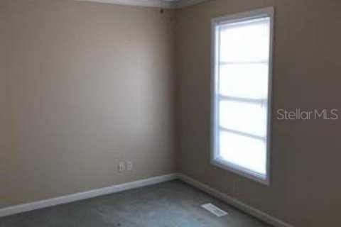 Condominio en alquiler en Gainesville, Florida, 2 dormitorios, 74.32 m2 № 2113493 - foto 5