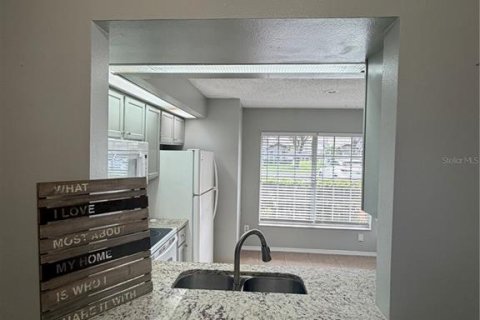 Townhouse in Orlando, Florida 3 bedrooms, 118.82 sq.m. № 2238178 - photo 5