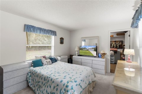 House in Homosassa, Florida 3 bedrooms, 151.15 sq.m. № 1916185 - photo 16