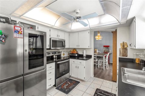 Casa en venta en Homosassa, Florida, 3 dormitorios, 151.15 m2 № 1916185 - foto 14