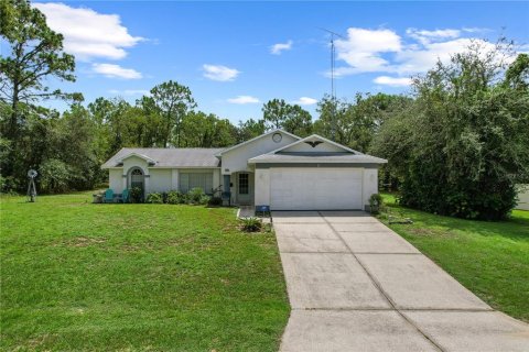 Casa en venta en Homosassa, Florida, 3 dormitorios, 151.15 m2 № 1916185 - foto 1