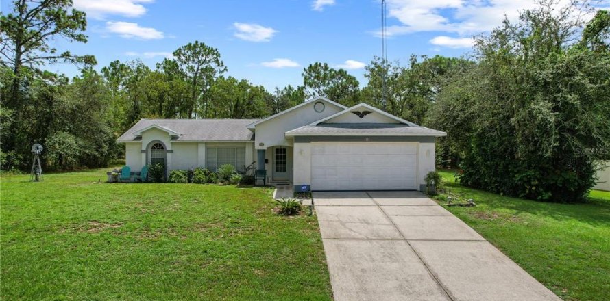 Casa en Homosassa, Florida 3 dormitorios, 151.15 m2 № 1916185