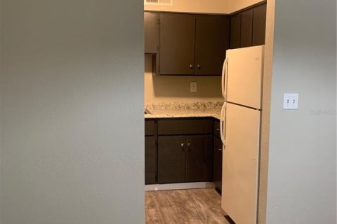 Apartamento en alquiler en Titusville, Florida, 2 dormitorios, 60.39 m2 № 1913067 - foto 5