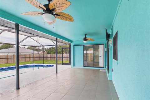 Villa ou maison à vendre à Port Charlotte, Floride: 3 chambres, 125.98 m2 № 2224332 - photo 22
