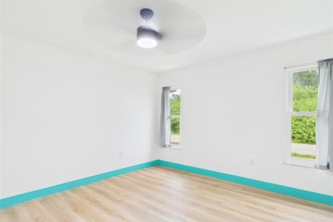 Villa ou maison à vendre à Port Charlotte, Floride: 3 chambres, 125.98 m2 № 2224332 - photo 15