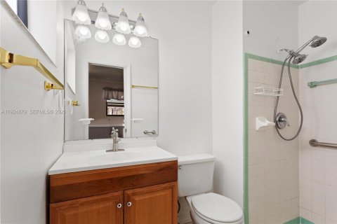 Villa ou maison à vendre à Fort Lauderdale, Floride: 4 chambres, 159.33 m2 № 1983724 - photo 27