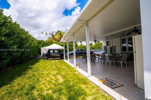 Villa ou maison à vendre à Hialeah, Floride: 3 chambres, 151.24 m2 № 2154491 - photo 21