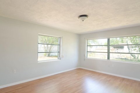 House in Beverly Hills, Florida 2 bedrooms, 112.23 sq.m. № 1631657 - photo 12