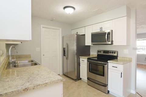 House in Beverly Hills, Florida 2 bedrooms, 112.23 sq.m. № 1631657 - photo 9