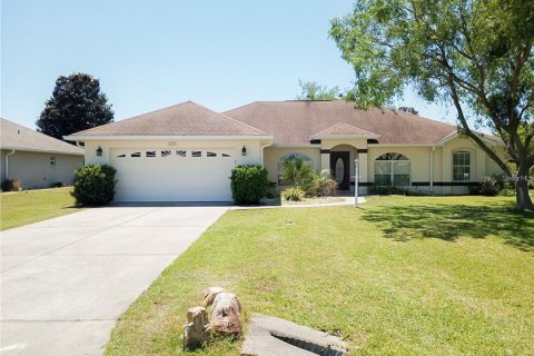 Casa en venta en Ocala, Florida, 3 dormitorios, 195.84 m2 № 1901834 - foto 1