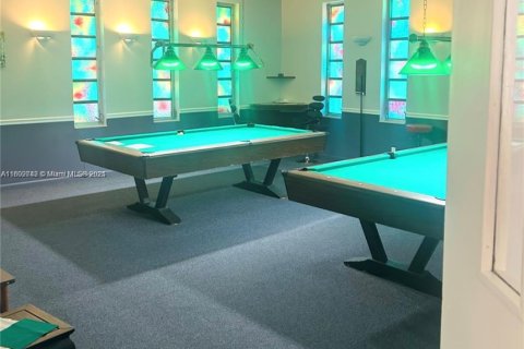 Condo in Lauderdale Lakes, Florida, 2 bedrooms  № 1980332 - photo 4