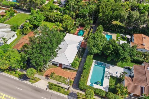 Casa en venta en Miami Shores, Florida, 4 dormitorios, 169.83 m2 № 1891259 - foto 27
