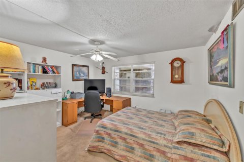 Condo in Dania Beach, Florida, 2 bedrooms  № 2081603 - photo 22