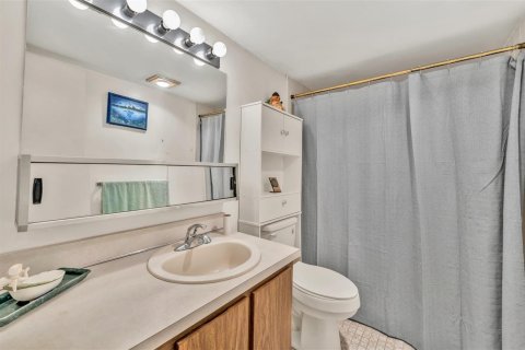 Condo in Dania Beach, Florida, 2 bedrooms  № 2081603 - photo 23
