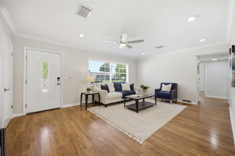 Villa ou maison à vendre à Clearwater, Floride: 4 chambres, 145.21 m2 № 2224945 - photo 8