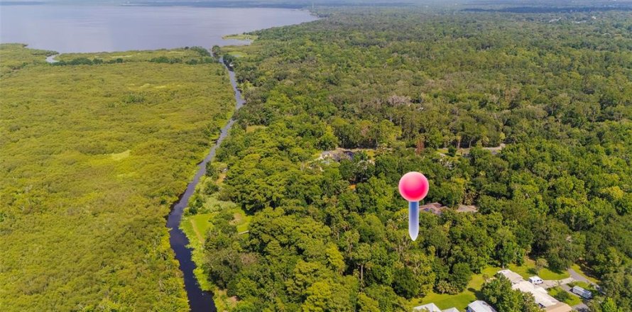 Terrain à Deltona, Floride № 2239159