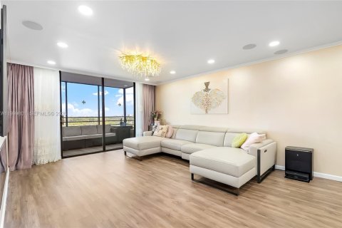 Copropriété à louer à Hallandale Beach, Floride: 2 chambres, 130.06 m2 № 2170101 - photo 12