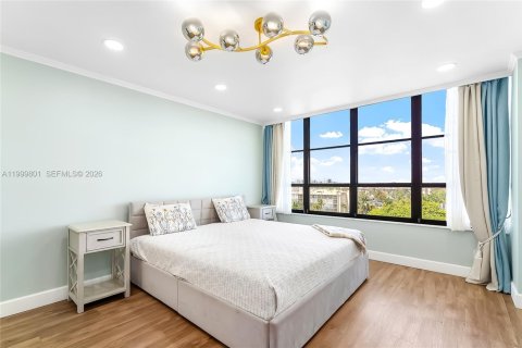 Copropriété à louer à Hallandale Beach, Floride: 2 chambres, 130.06 m2 № 2170101 - photo 17