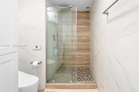 Copropriété à louer à Hallandale Beach, Floride: 2 chambres, 130.06 m2 № 2170101 - photo 23