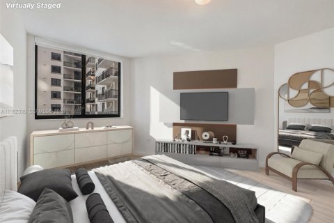 Condo in Miami, Florida, 2 bedrooms № 2080924 - photo 2