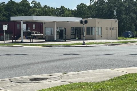 Commercial property in Brooksville, Florida 130.06 sq.m. № 621761 - photo 1