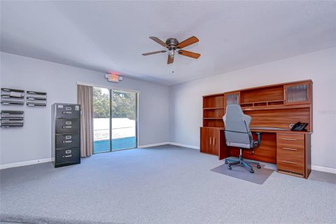 Commercial property in Valrico, Florida 214.7 sq.m. № 2142803 - photo 14