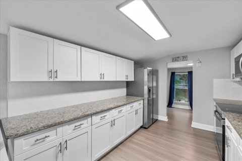 Casa en venta en Lake Wales, Florida, 3 dormitorios, 147.9 m2 № 1869179 - foto 13