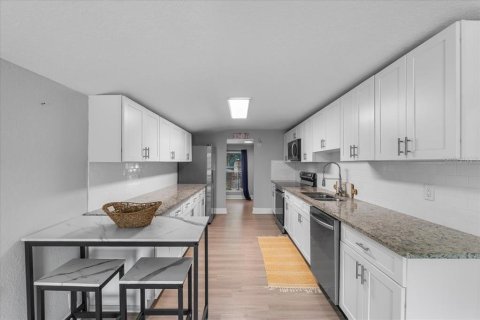 Casa en venta en Lake Wales, Florida, 3 dormitorios, 147.9 m2 № 1869179 - foto 10