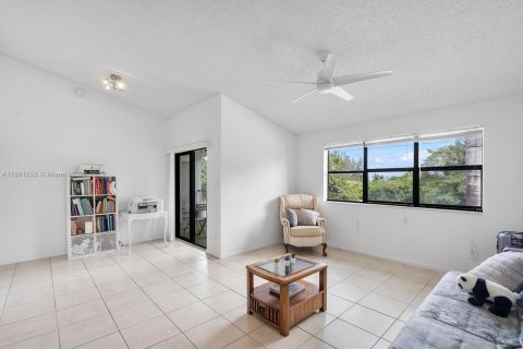 Condominio en venta en Hollywood, Florida, 1 dormitorio, 78.13 m2 № 1946339 - foto 4