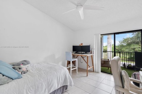 Condominio en venta en Hollywood, Florida, 1 dormitorio, 78.13 m2 № 1946339 - foto 15